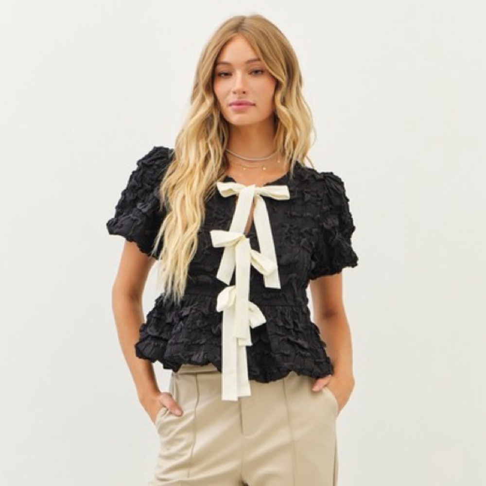264B. Bubble Babydoll Blouse With Contrast Bow Tie - Black